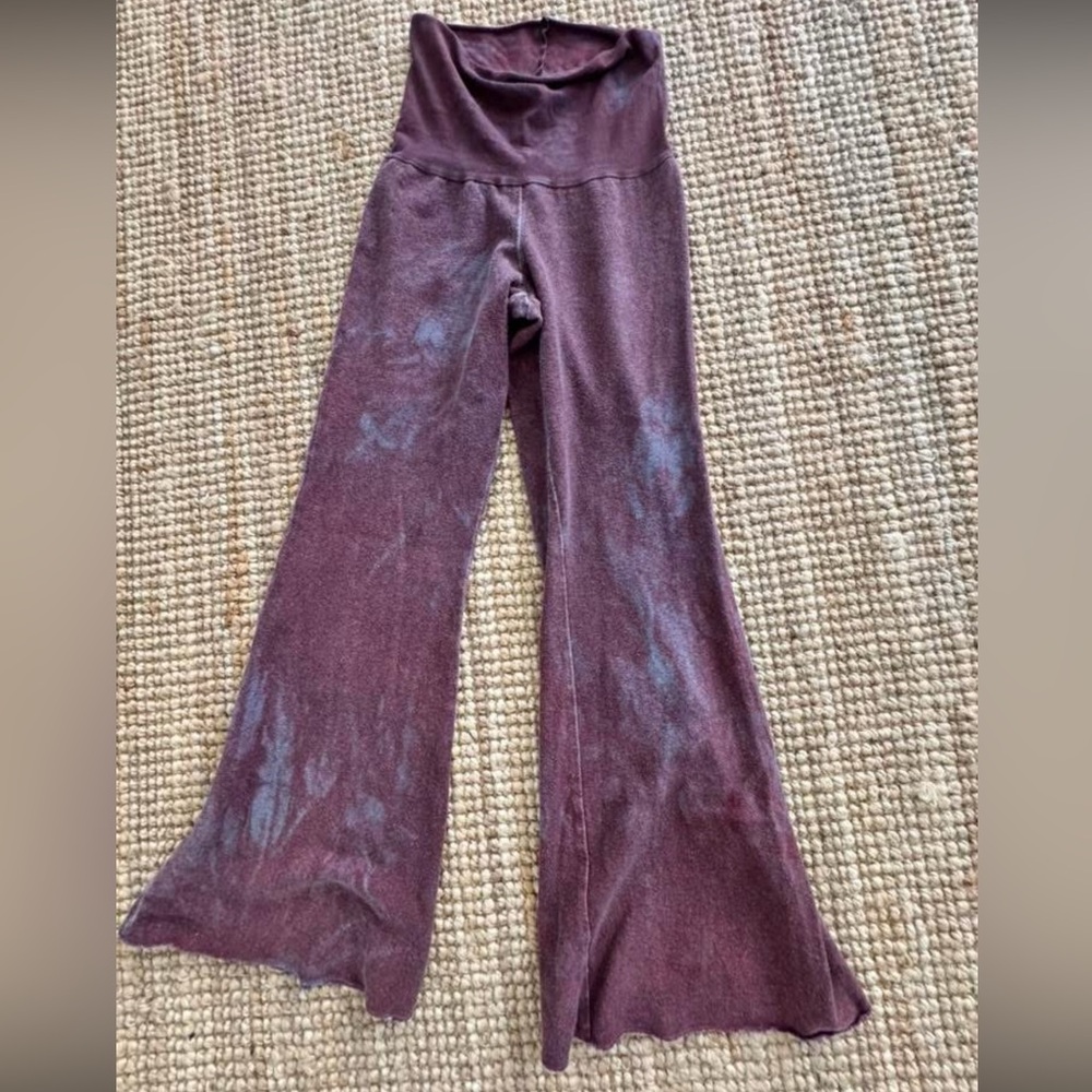 SoLD-Gaia Conceptions Hemp Flare Legging pants comfort stretchy